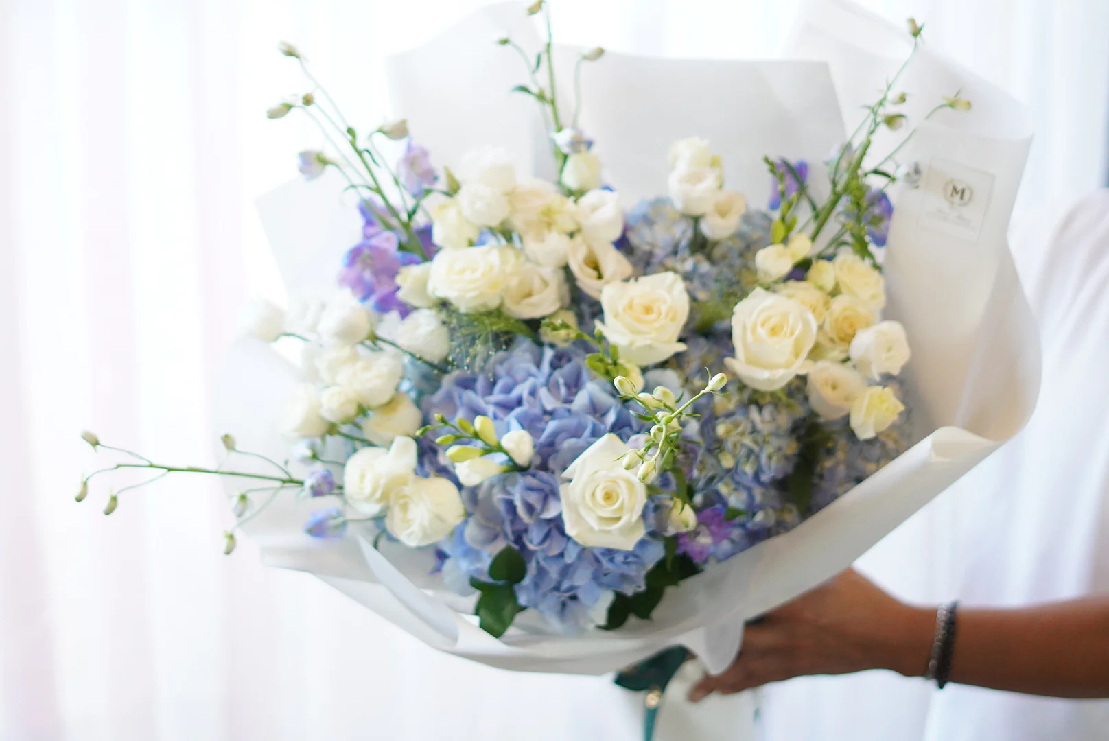 Aqua Ocean Bouquet - Image 2