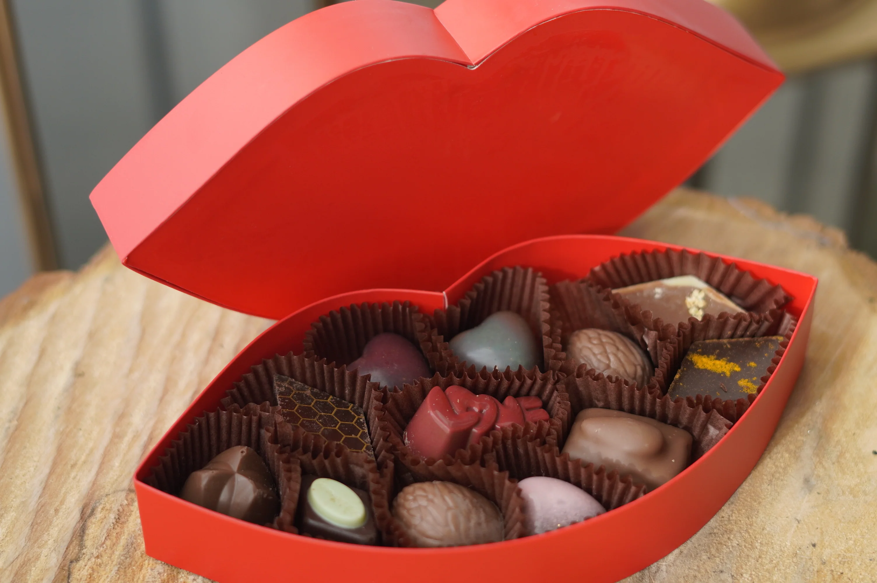 Chocolate and Love - Sweet Kiss Chocolates - Image 2