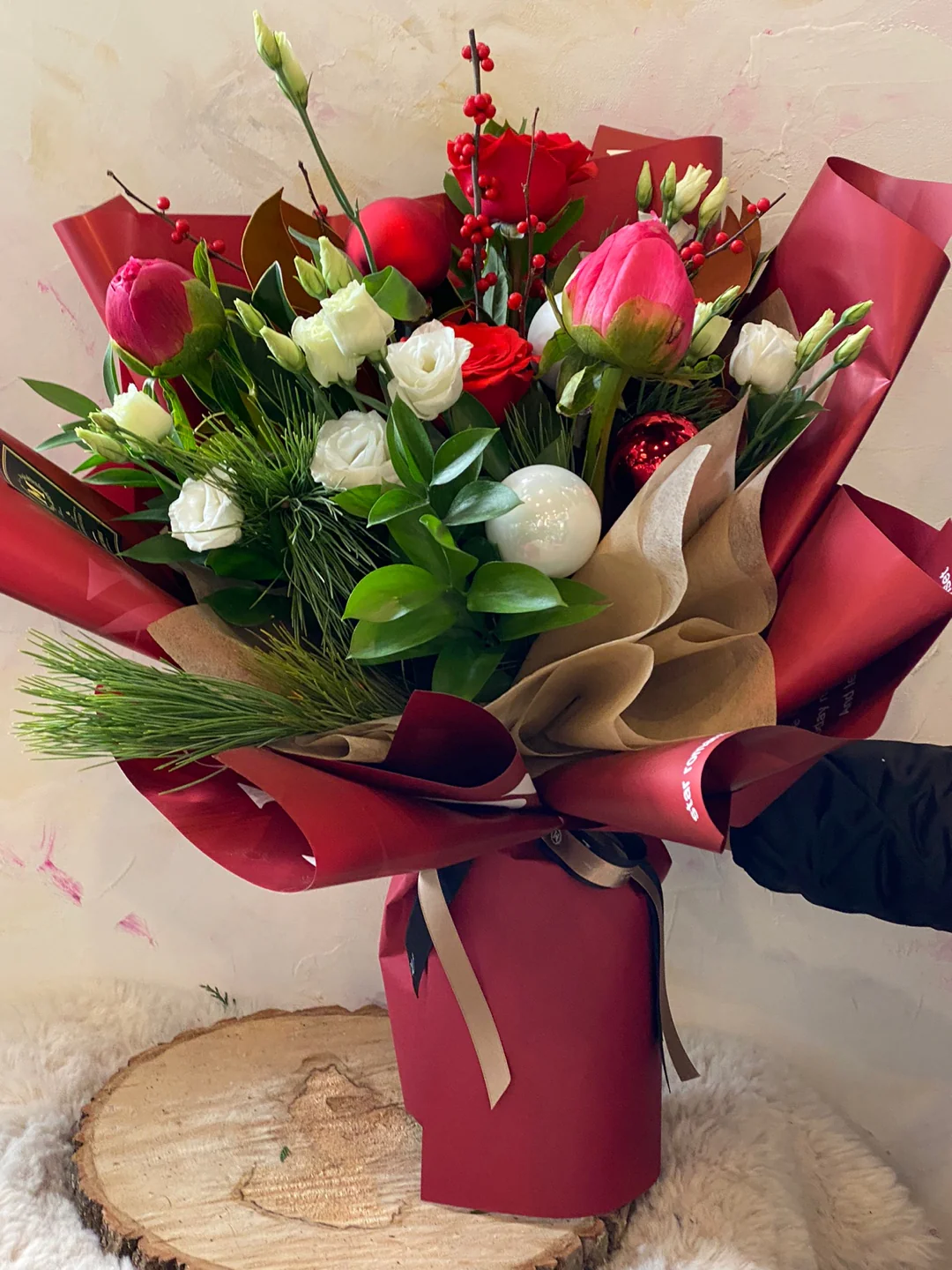 Holiday Bouquet - Image 2