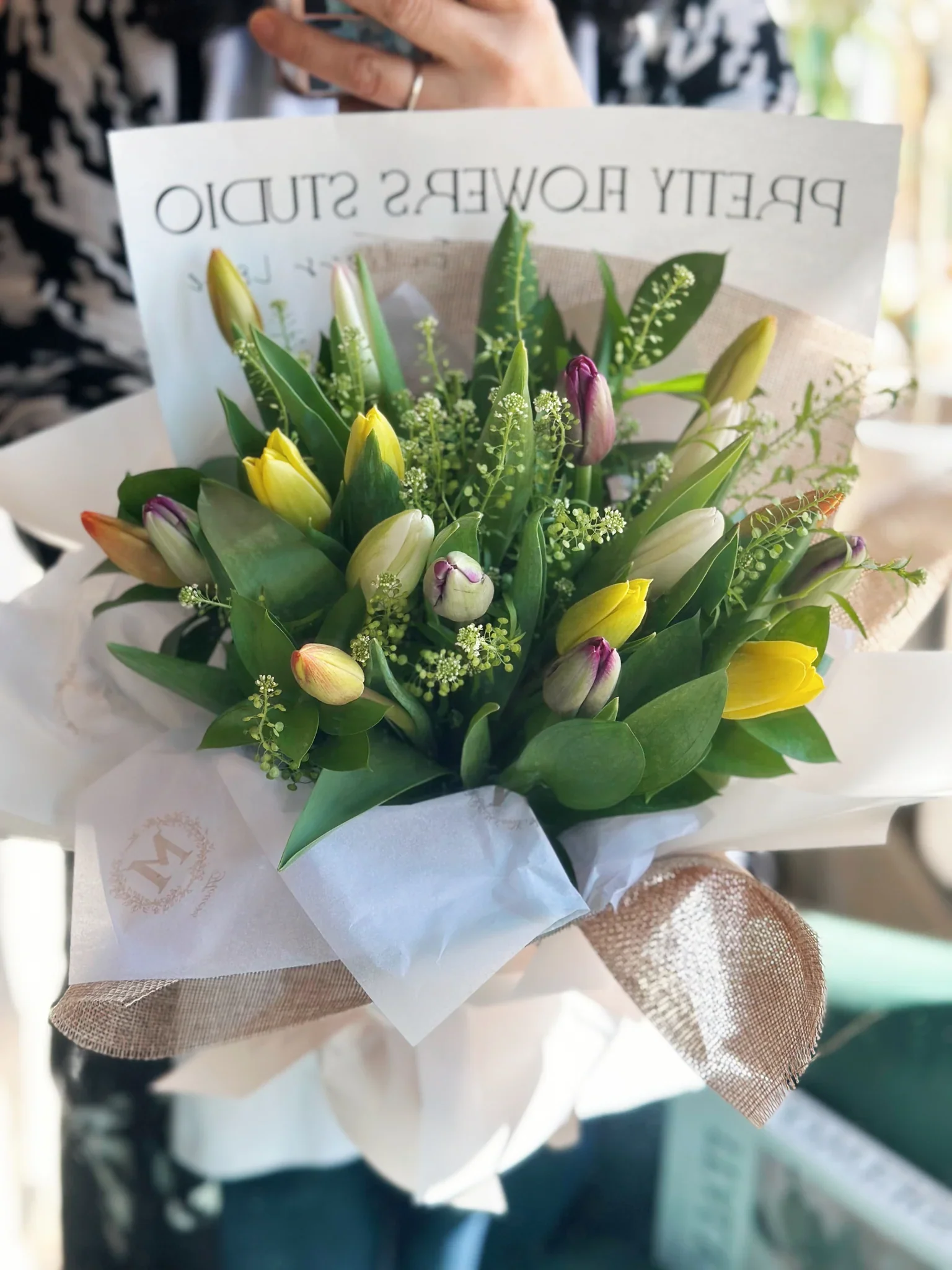MOTHER'S DAY - Tulip Bouquet - Image 3