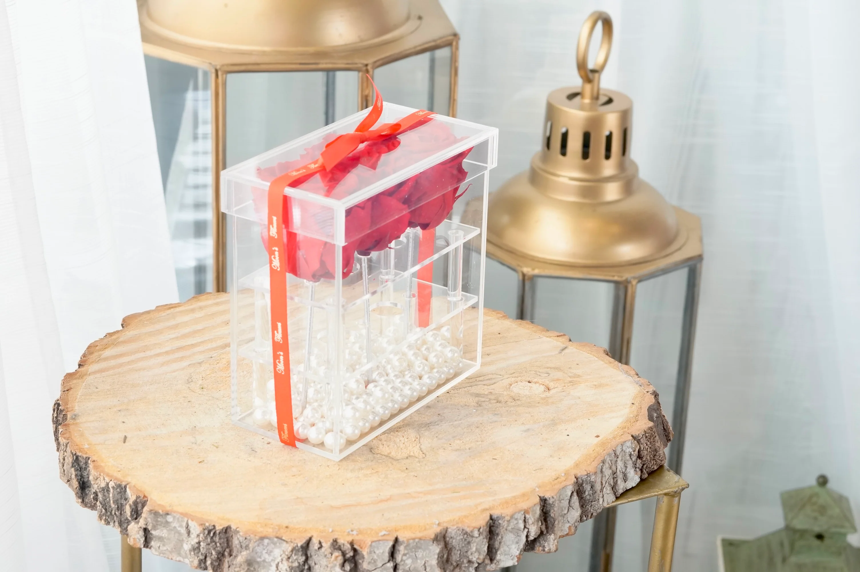Preserved Rose in Acrylic Box - 3 - Image 3
