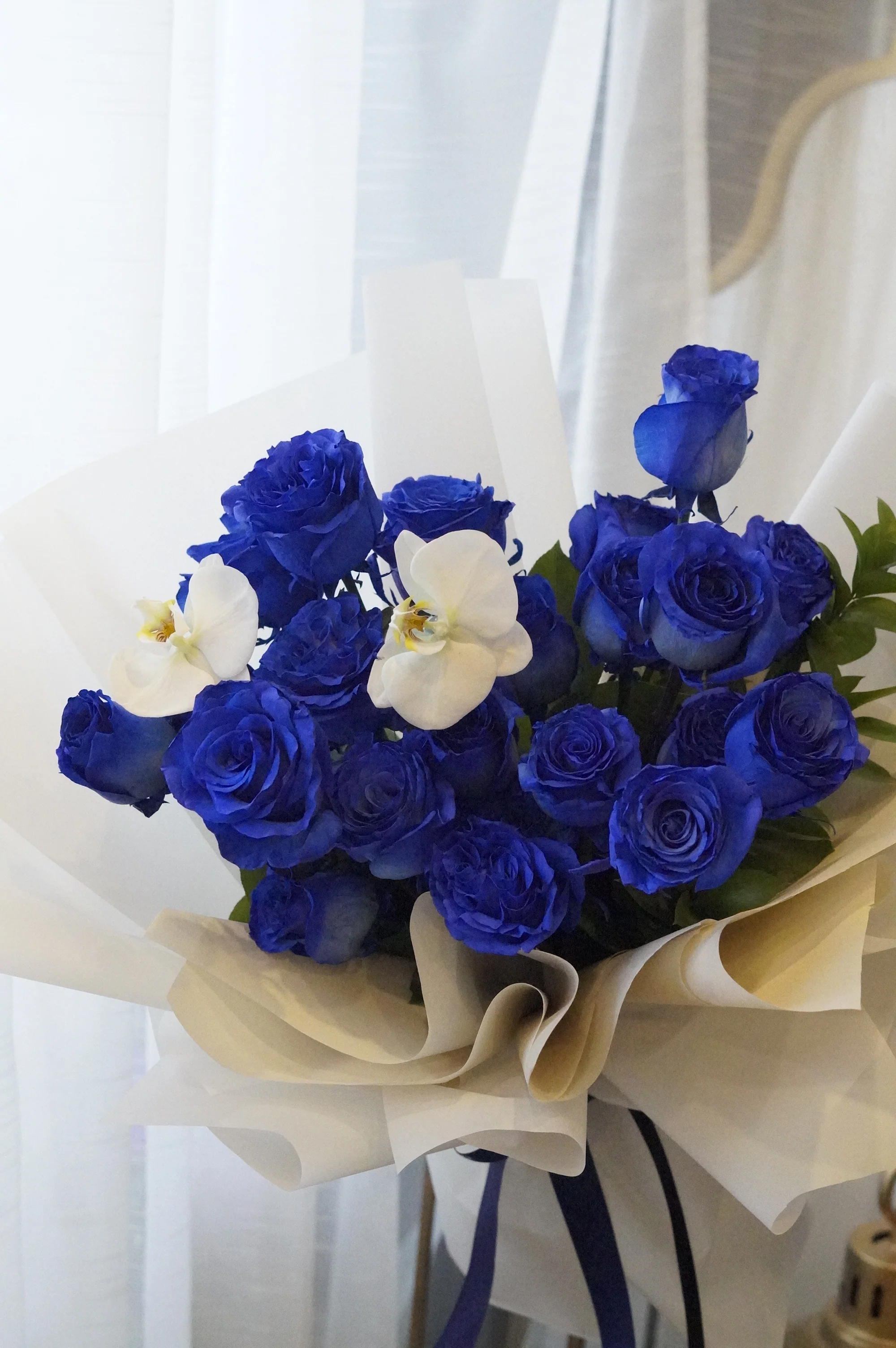 Send My Love – 2 Dozen Roses with Orchid - Image 6