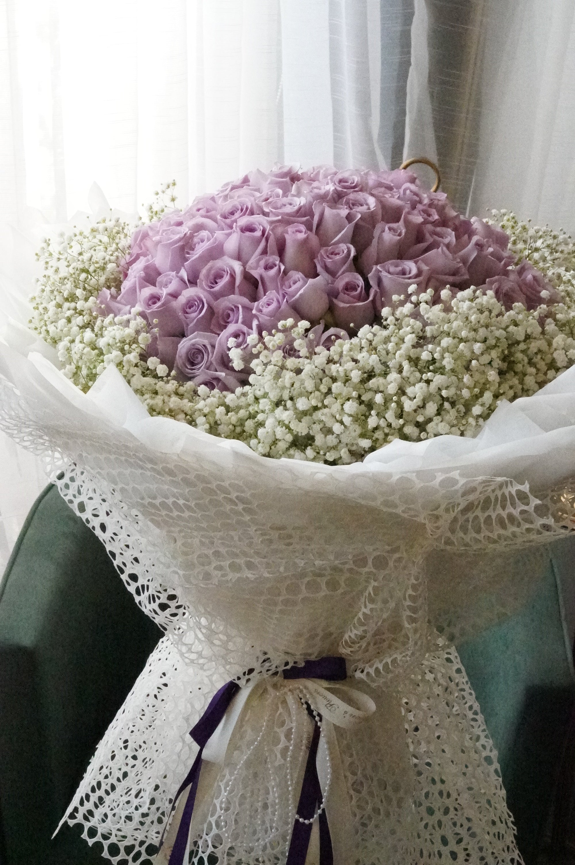 Valentine's Day - 100 Roses Bouquet - Image 4