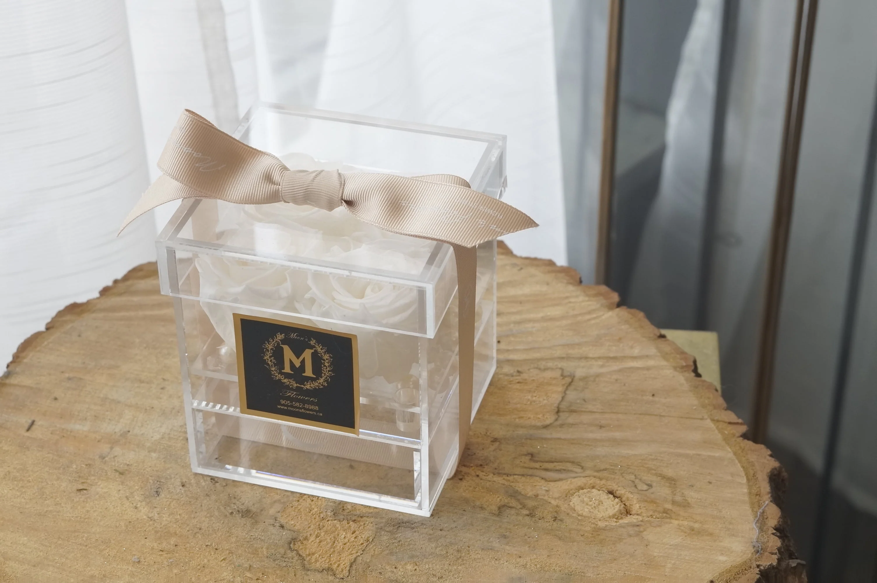 Preserved Rose in a Acrylic Box-4 - Image 4
