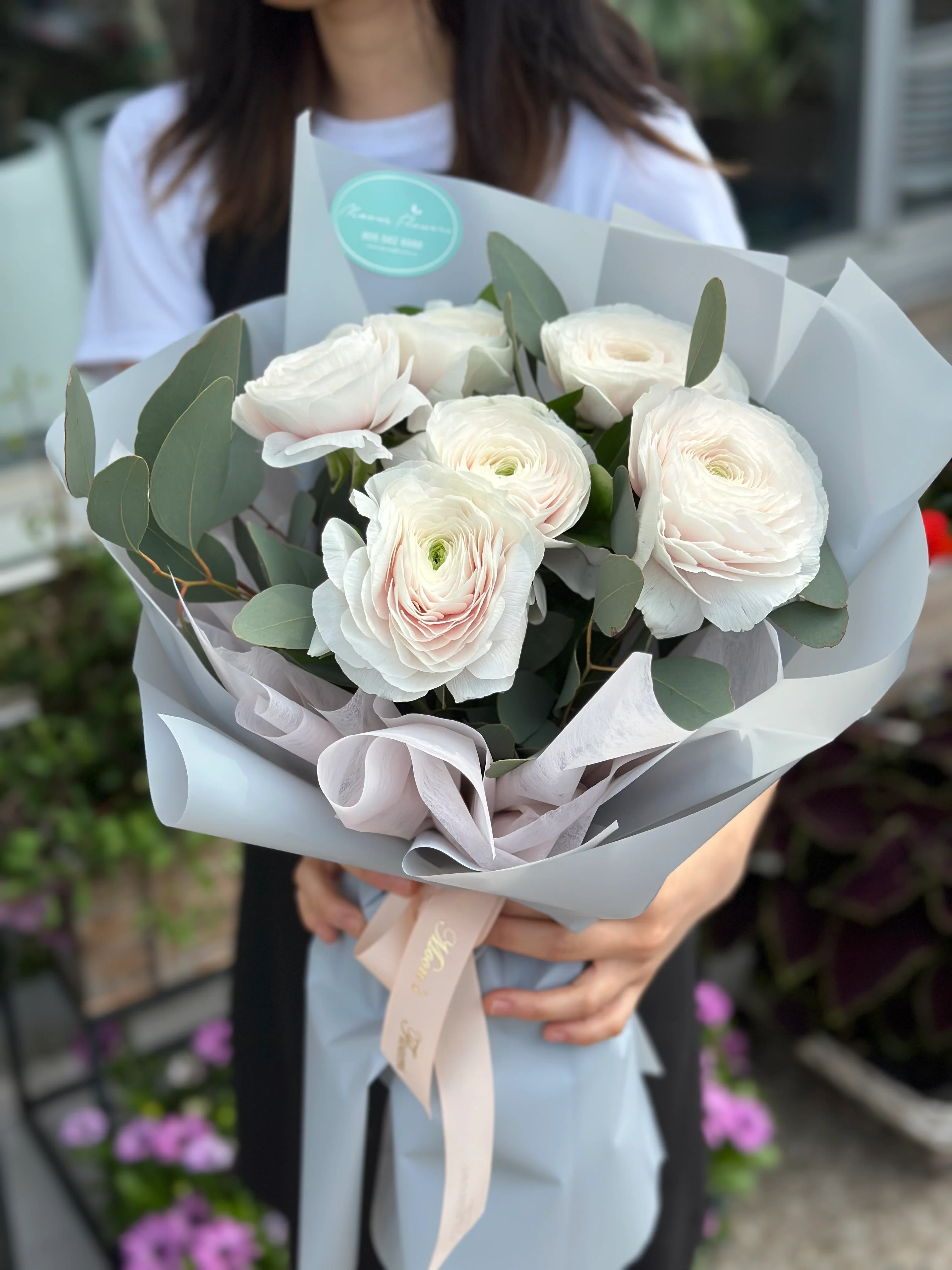 Valentine's Day - Ranunculus Bouquet - Image 6