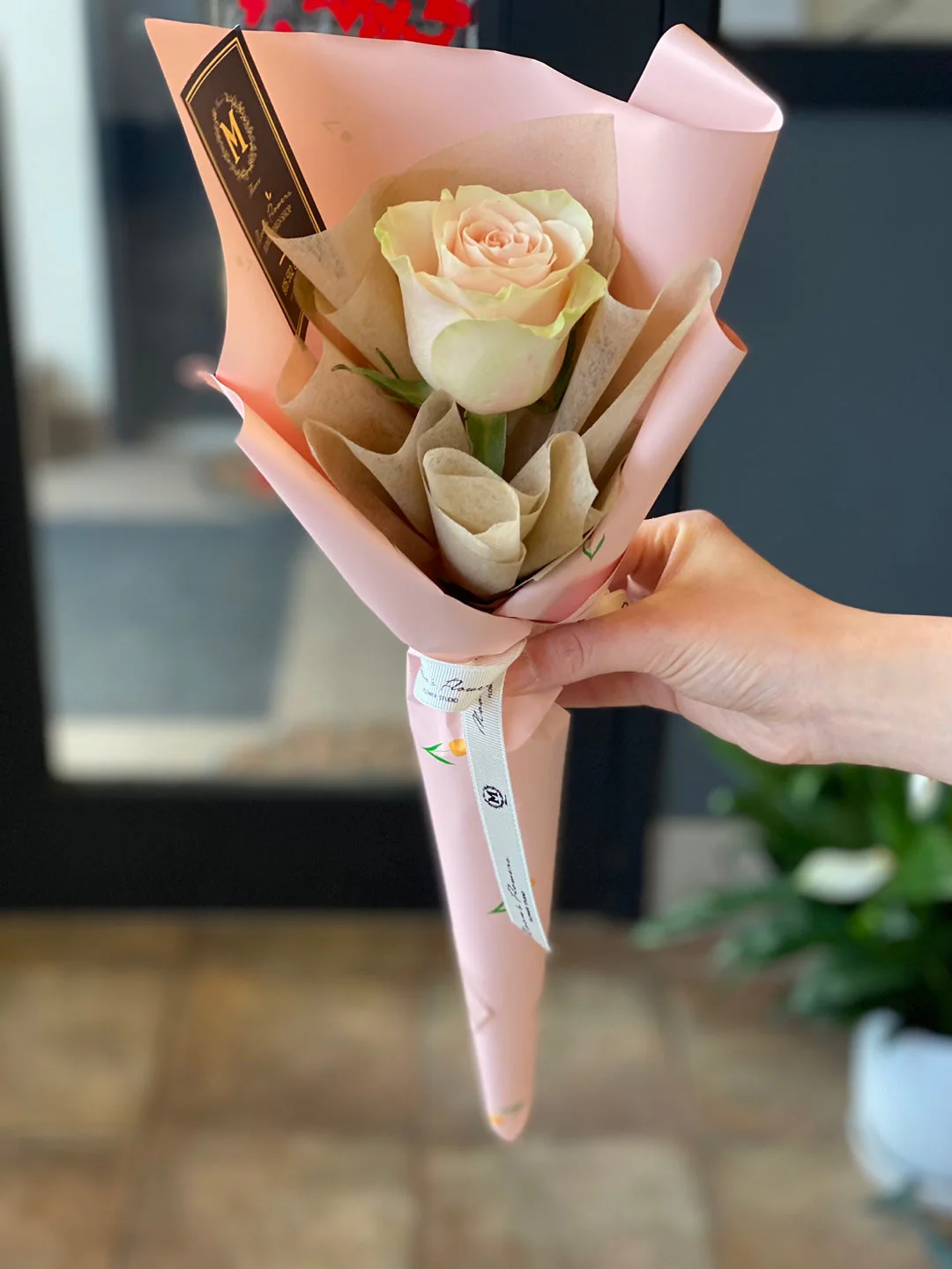 Valentine's Day - Single Rose - Image 3