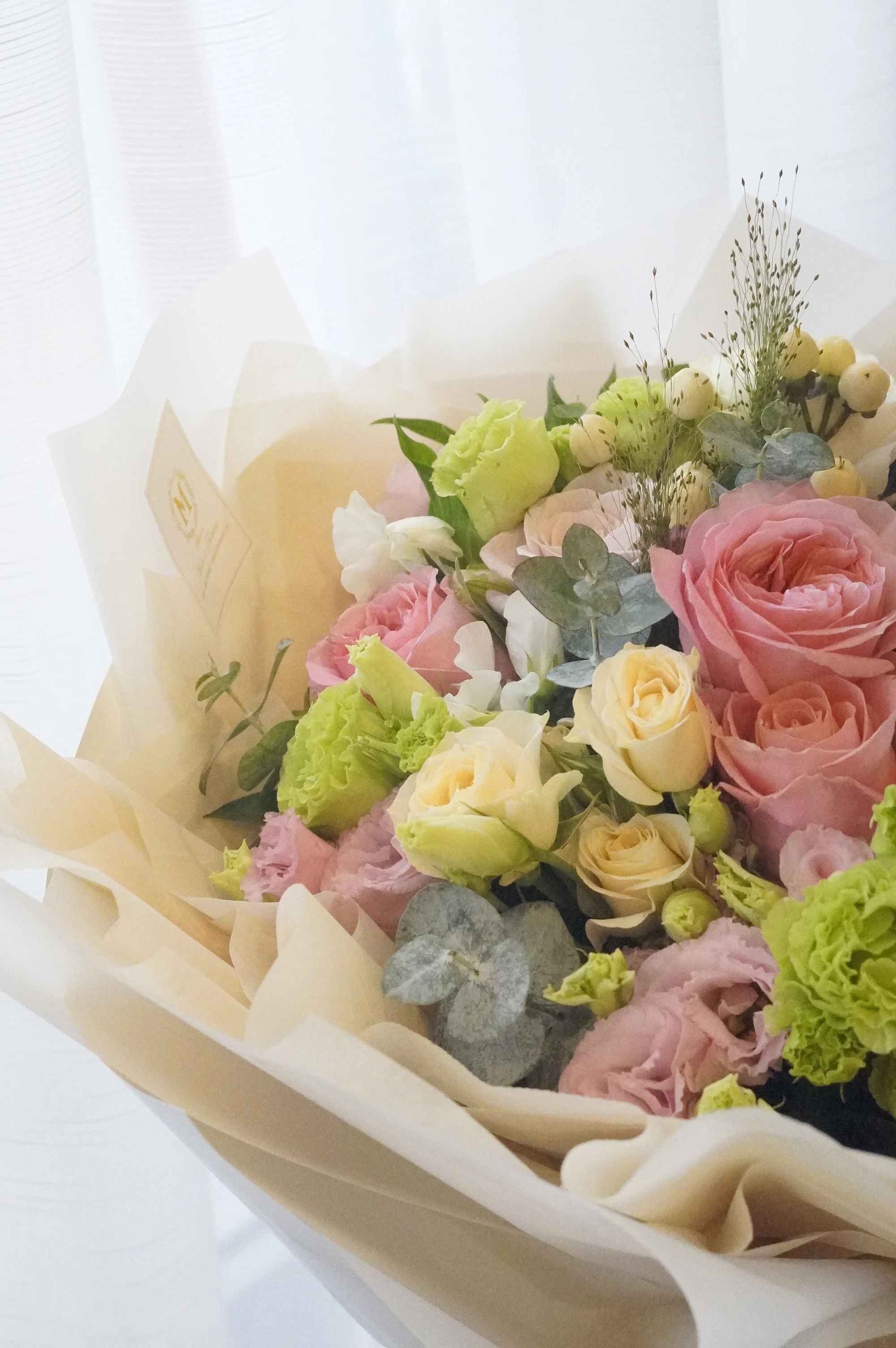 Valentine's Day - Timeless Embrace - Image 2